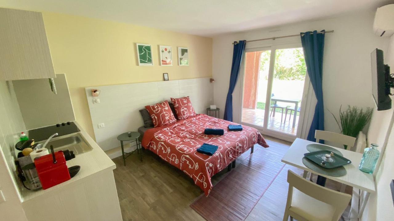 Joli Studio Camargue Lou Rouge Arles Exteriör bild